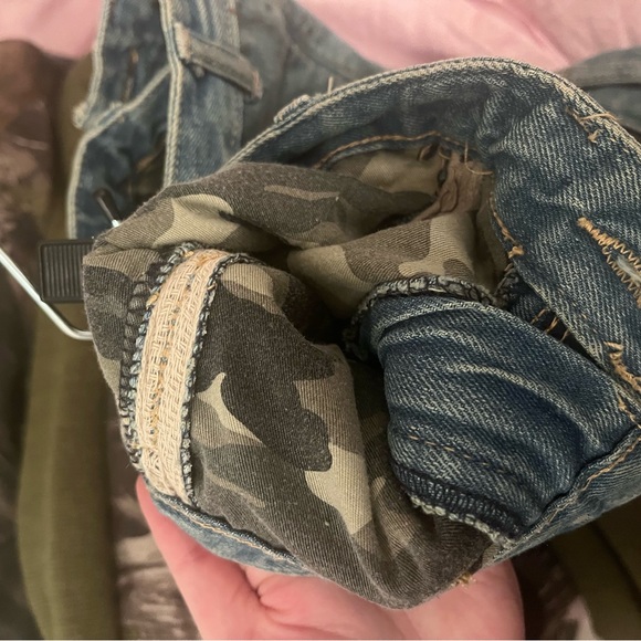 Reworked denim heels - Picture 4 of 7